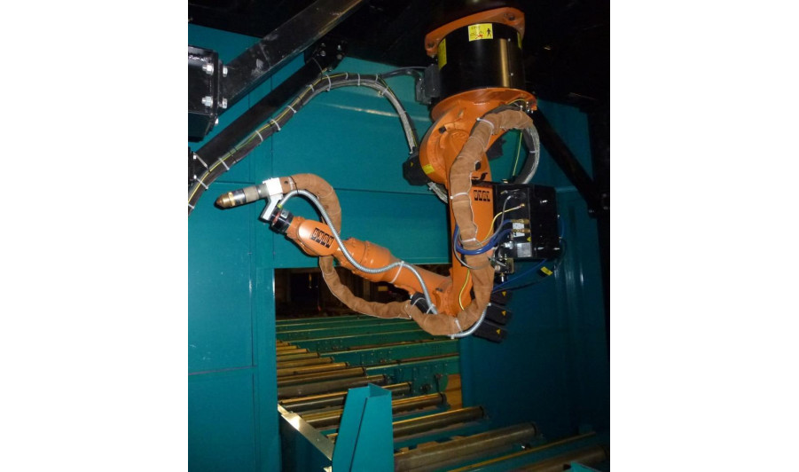 Роботизированный комплекс плазменной обработки конструкционных профилей на базе промышленного робота KUKA